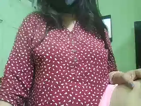 couplesuni online show from 03/18/25, 04:47