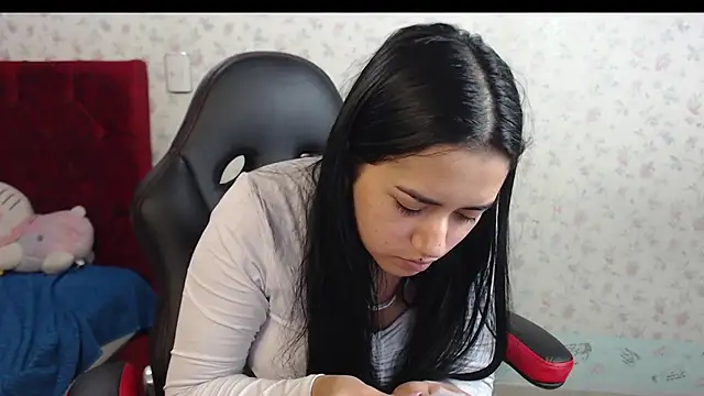 kayla k18 online show from 10/03/25, 02:08