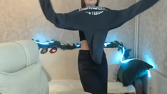 AnaHoney online show from 01/17/25, 10:11