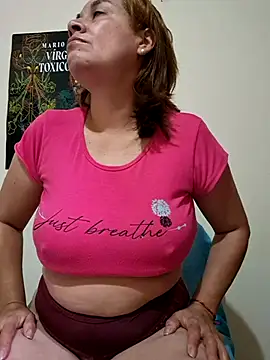 Snapshot of Zaralu_ chatting on 06/05/26, 01:50 Zaralu online show from 06/05/26, 01:50