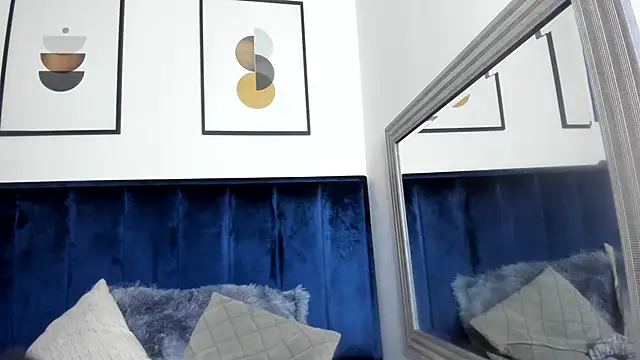 Alaia Cute online show from 02/07/26, 03:32