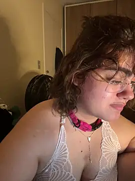 yudrayeb online show from 01/02/25, 02:22