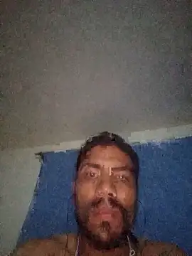 sebasrico96 online show from 11/17/25, 05:02