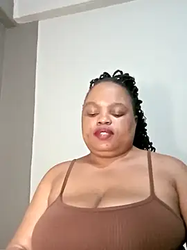 hugemelonsxxx online show from 02/28/25, 09:23