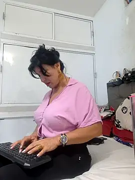 katysquirtdirty online show from 05/23/26, 11:31