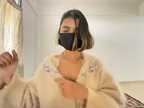 MaYaa  11 online show from 01/03/25, 11:03