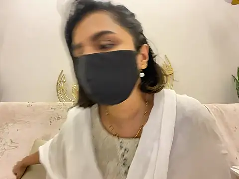 MaYaa  11 online show from 02/27/25, 12:23