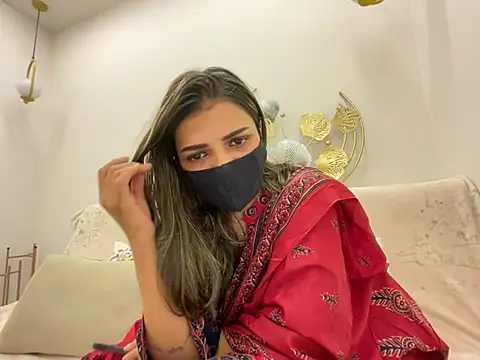 MaYaa  11 online show from 03/03/26, 07:58