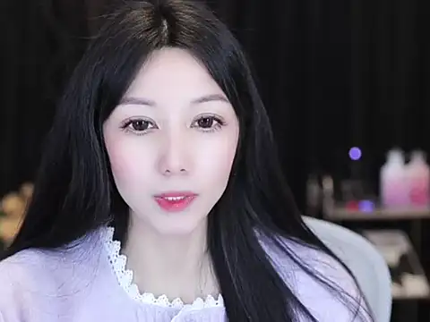 Nuyoah-77 online show from 01/17/26, 03:50