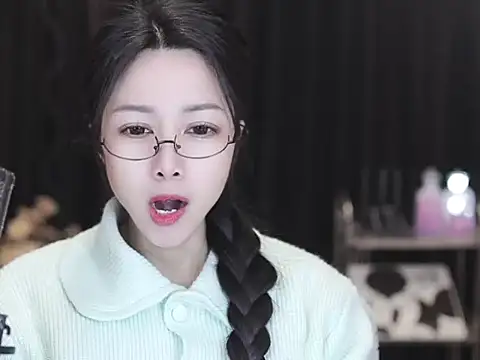 Nuyoah-77 online show from 03/15/26, 08:20