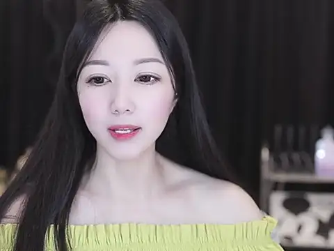 Nuyoah-77 online show from 04/10/26, 06:07