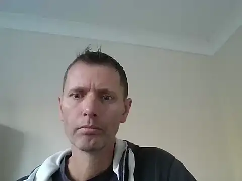 MarcusMaxx online show from 12/04/25, 02:59