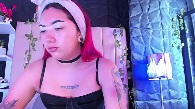 Mia Rinn online show from 02/11/26, 12:32