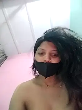 Snapshot of Hotty-Divya chatting on 04/27/26, 02:42 Hotty-Divya online show from 04/27/26, 02:42