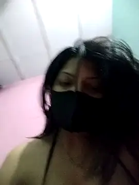 Snapshot of Hotty-Divya chatting on 04/29/26, 03:05 Hotty-Divya online show from 04/29/26, 03:05