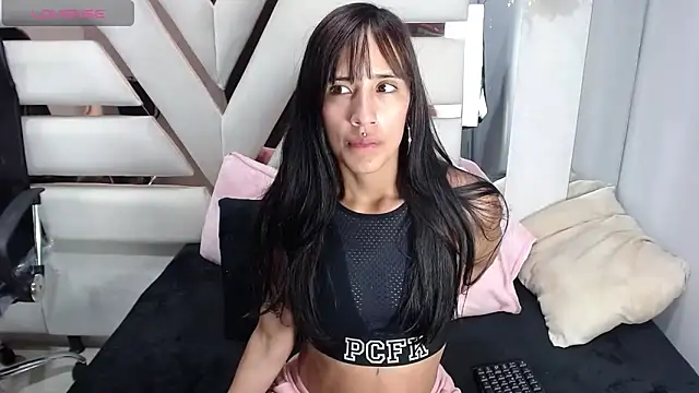 Avi Thomsonn online show from 04/22/26, 02:25