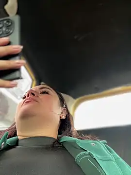 Lesly 10- online show from 02/02/26, 09:24