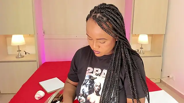 EmilyyStuart online show from 10/19/25, 04:02