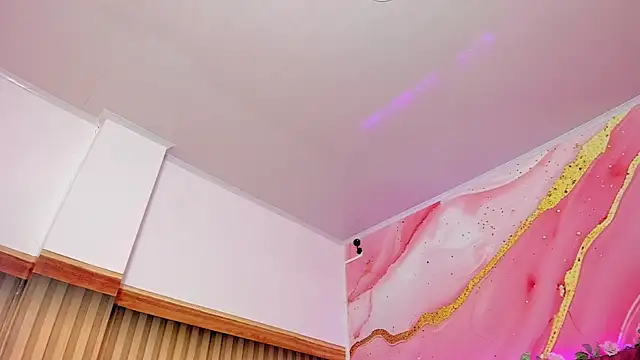 melody paris online show from 09/27/25, 10:53