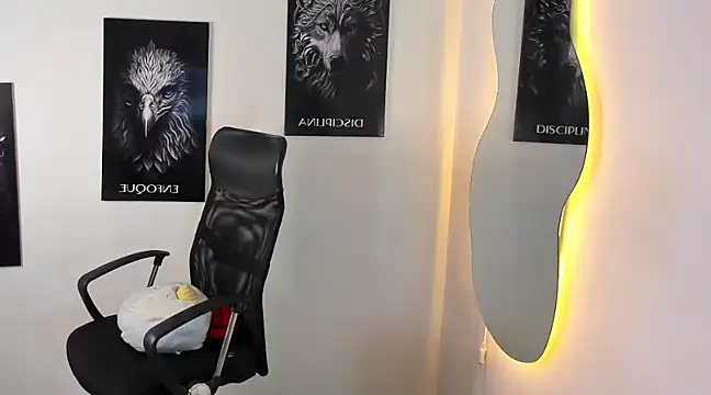 Andrew wolf7 online show from 02/28/25, 02:31