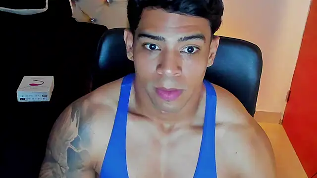 Andrew wolf7 online show from 11/23/25, 04:01