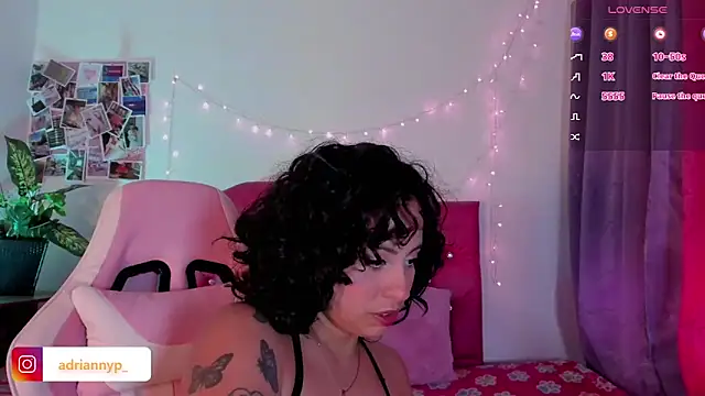 adriannyp 1 online show from 03/04/25, 08:49