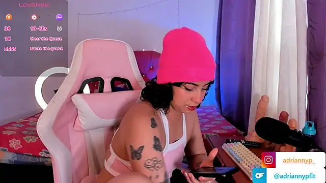 adriannyp 1 online show from 09/25/25, 01:04