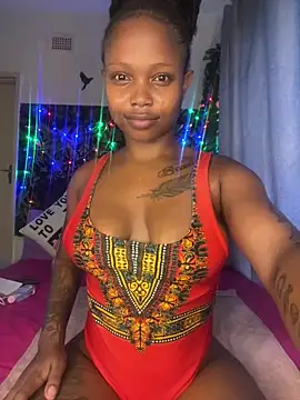 InkLady444 online show from 02/12/25, 03:51