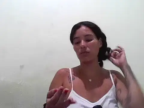 Snapshot of thasmyni chatting on 03/19/25, 10:53 thasmyni online show from 03/19/25, 10:53