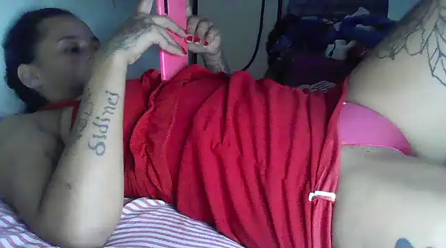 Snapshot of thasmyni chatting on 03/20/25, 01:48 thasmyni online show from 03/20/25, 01:48