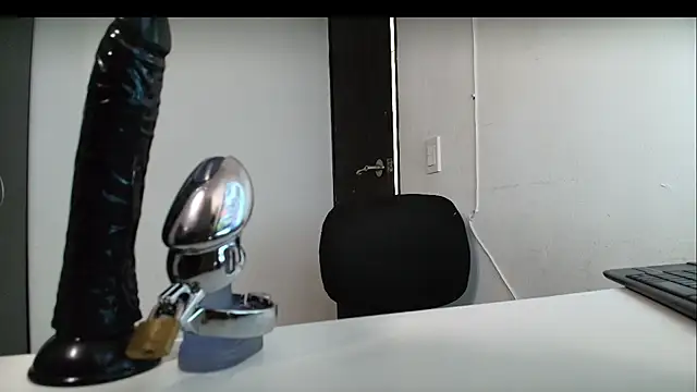 latinfeet-qos online show from 03/15/25, 07:05