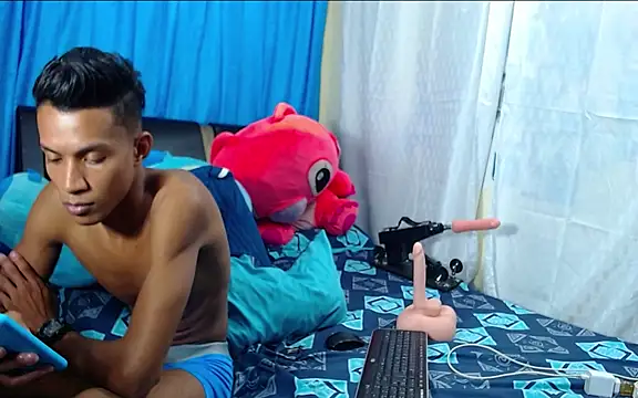 Snapshot of Ryan_Vergon chatting on 01/17/25, 03:01 Ryan Vergon online show from 01/17/25, 03:01