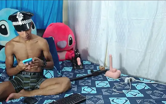 Snapshot of Ryan_Vergon chatting on 01/22/25, 12:49 Ryan Vergon online show from 01/22/25, 12:49