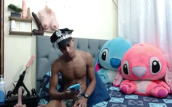 Snapshot of Ryan_Vergon chatting on 03/01/25, 01:11 Ryan Vergon online show from 03/01/25, 01:11