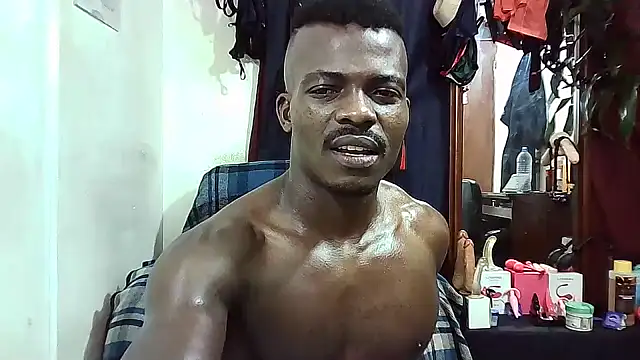 Snapshot of yezz3011 chatting on 12/20/25, 12:29 yezz3011 online show from 12/20/25, 12:29