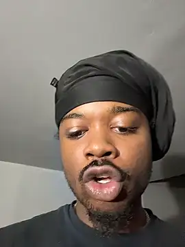 SluttyLyfe4L online show from 06/17/26, 05:36
