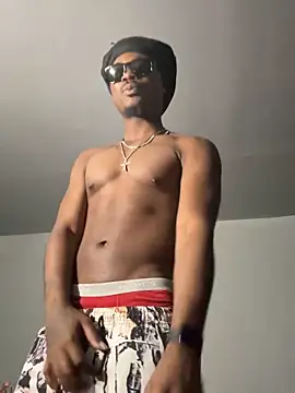 SluttyLyfe4L online show from 06/18/26, 05:41