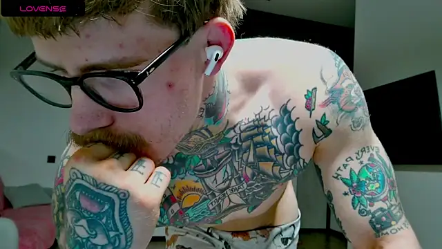 white King9999 online show from 12/03/25, 03:58