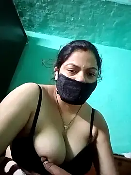 Lustyful Couple online show from 12/20/24, 10:32