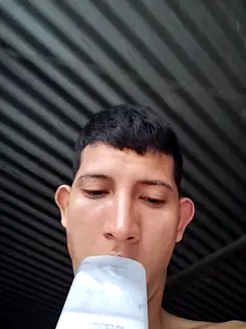 Valentinacuc online show from 10/04/25, 11:19