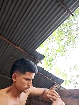 Valentinacuc online show from 10/28/25, 11:14