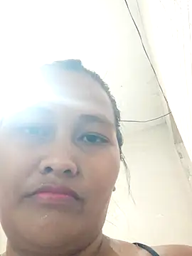 Sweetchuby1995 online show from 04/09/26, 03:39