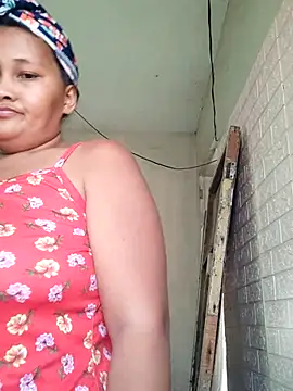 Sweetchuby1995 online show from 04/24/26, 06:49