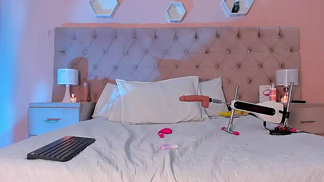 EmySilver online show from 12/07/24, 05:42