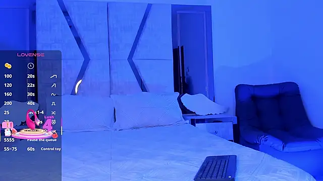 EmySilver online show from 02/15/25, 09:15