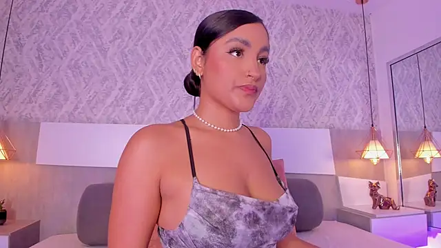 AishaPeyton online show from 12/05/25, 04:14