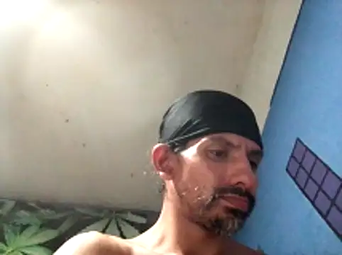 2LatinoUncutPARTY online show from 10/24/25, 10:00