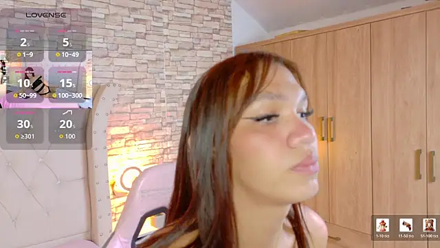 Snapshot of Sara-Smith- chatting on 05/15/26, 12:56 Sara-Smith- online show from 05/15/26, 12:56