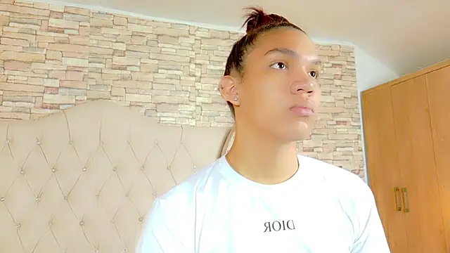 Sara-Smith- online show from 07/21/26, 11:12