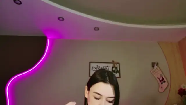 Snapshot of Alisha_Shy chatting on 02/09/25, 04:36 Alisha Shy online show from 02/09/25, 04:36